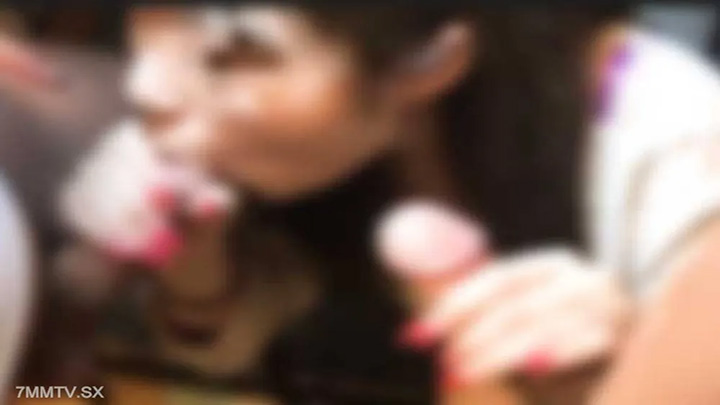 fc2-ppv-4760632-90％的折扣直到21日-未經審查-業餘個人射擊成人信息素的小胸牙助手3p生味